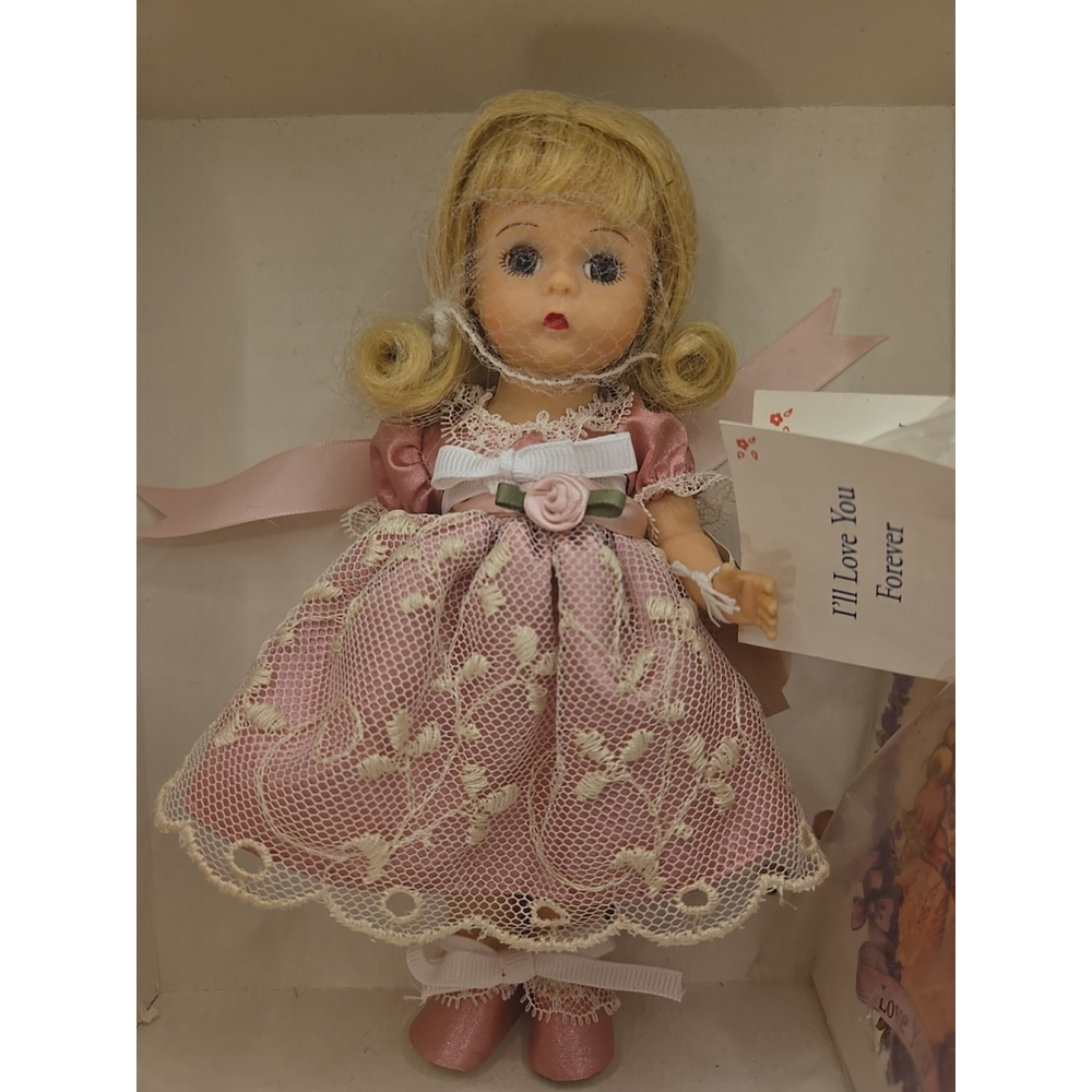 Madame Alexander “I’ll Love You Forever” #25025 – Rare 2000s Release – 8" NIB NR